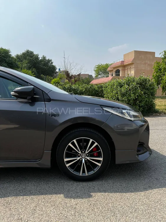 Toyota Corolla 2018 for Sale in Mirpur A.K. Image-1