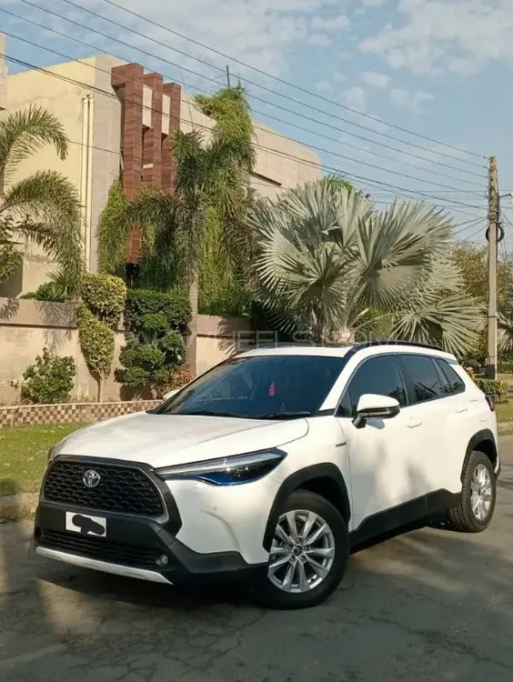 Toyota Corolla Cross 2024 for Sale in Lahore Image-1