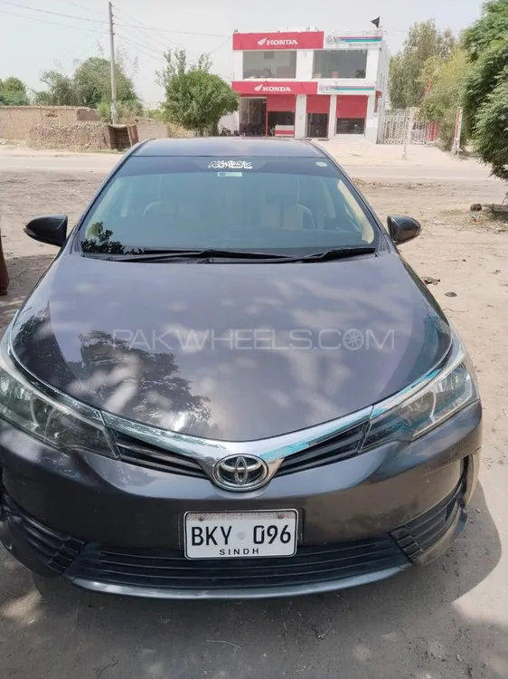 Toyota Corolla 2017 for Sale in Hassan abdal Image-1