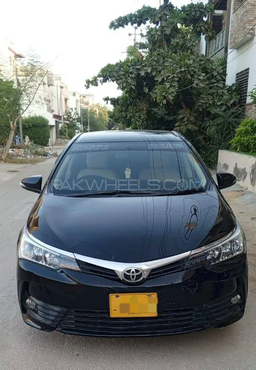 Toyota Corolla 2018 for Sale in Karachi Image-1
