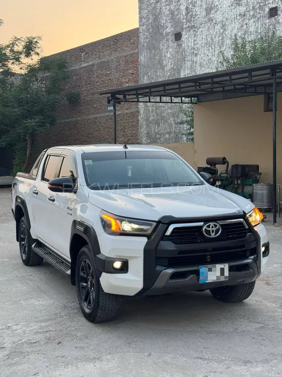 Toyota Hilux 2022 for Sale in Islamabad Image-1