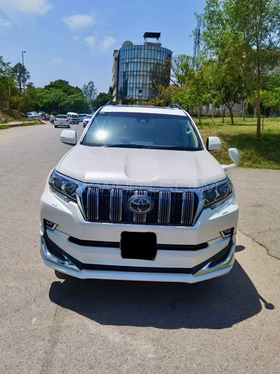 Toyota Prado 2018 for Sale in Islamabad Image-1