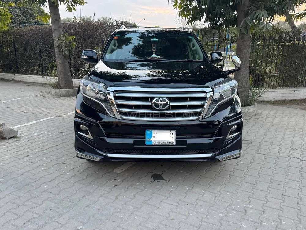 Toyota Prado 2010 for Sale in Islamabad Image-1