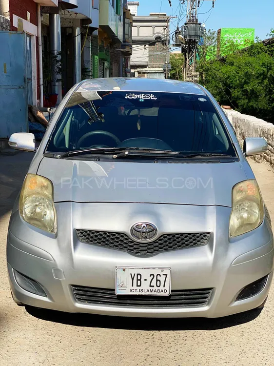 Toyota Vitz 2009 for Sale in Peshawar Image-1