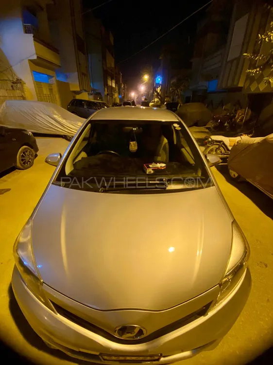 Toyota Vitz 2013 for Sale in Gujranwala Image-1