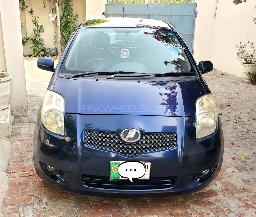 Toyota Vitz 2006 for Sale in Lahore Image-1