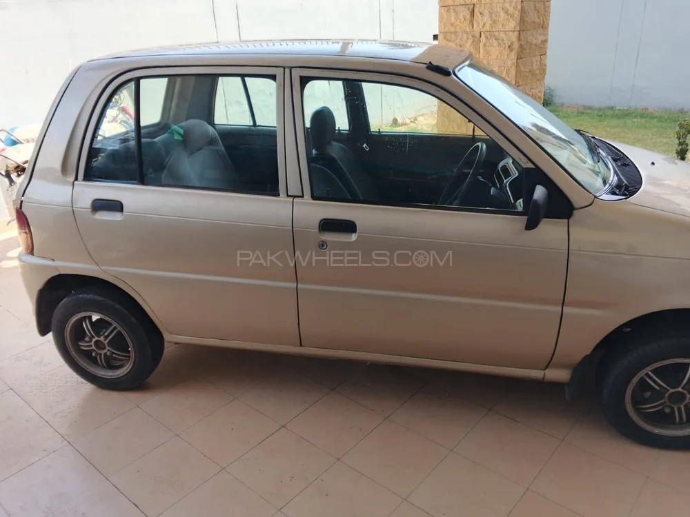 Daihatsu Cuore 2010 for Sale in Karachi Image-1