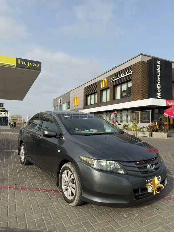 Honda City 2011 for Sale in Karachi Image-1