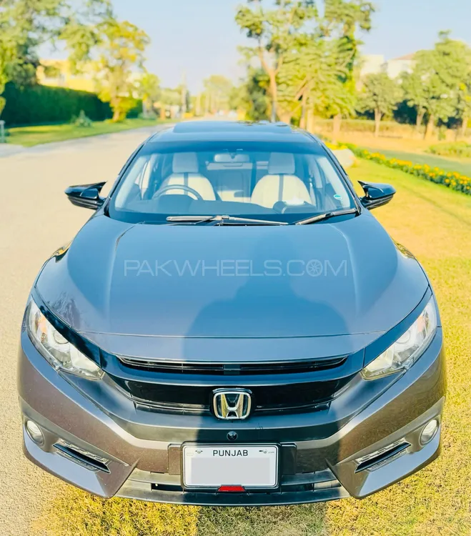 Honda Civic 2018 for Sale in Lahore Image-1