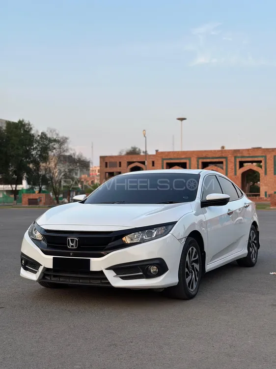 Honda Civic 2016 for Sale in Lahore Image-1