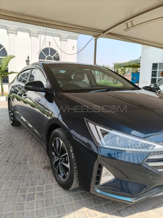 Hyundai Elantra 2023 for Sale in Gujranwala Image-1