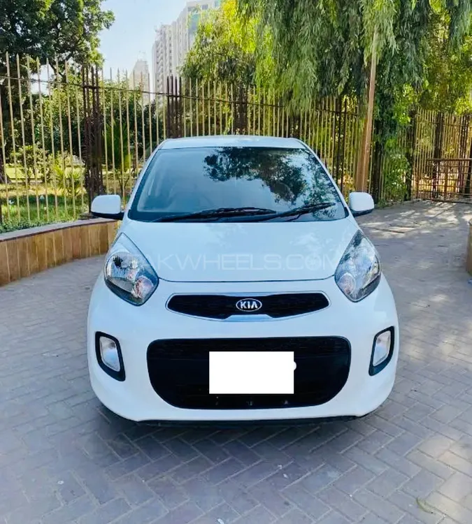 KIA Picanto 2023 for Sale in Lahore Image-1