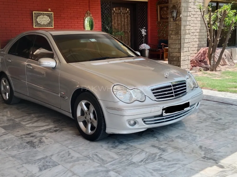 Mercedes Benz C Class 2006 for Sale in Islamabad Image-1