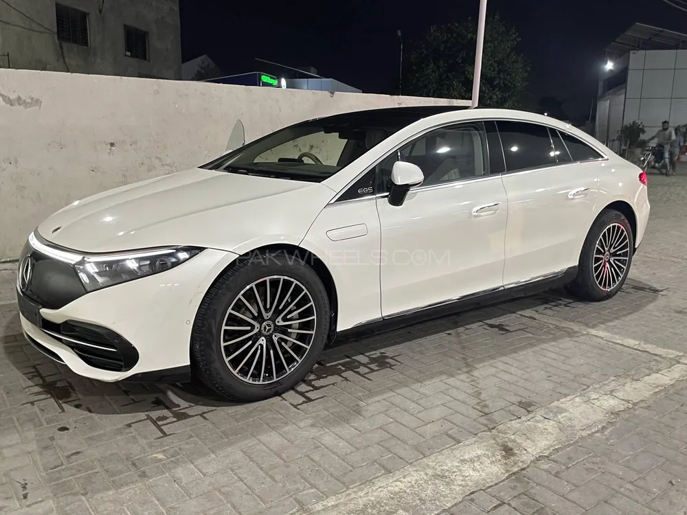 Mercedes Benz EQS 2022 for Sale in Multan Image-1