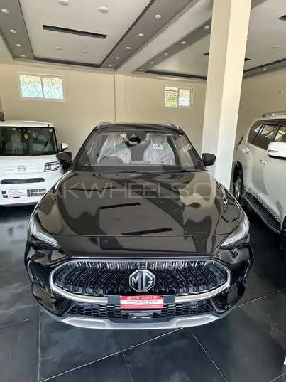 MG HS 2025 for Sale in Sialkot Image-1