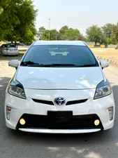 Toyota Prius S LED Edition 1.8 2013 for Sale