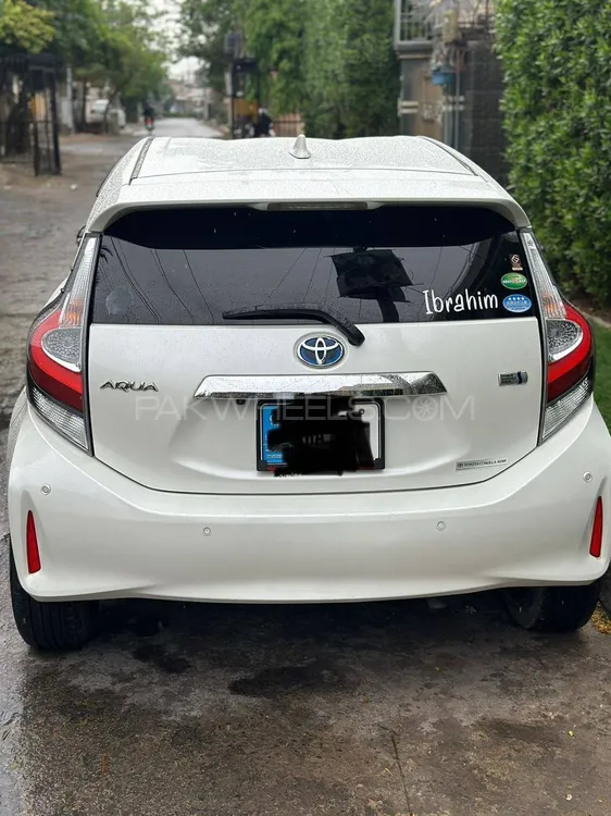 Toyota Aqua 2021 for Sale in Faisalabad Image-1