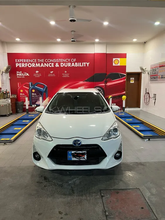 Toyota Aqua 2017 for Sale in Islamabad Image-1