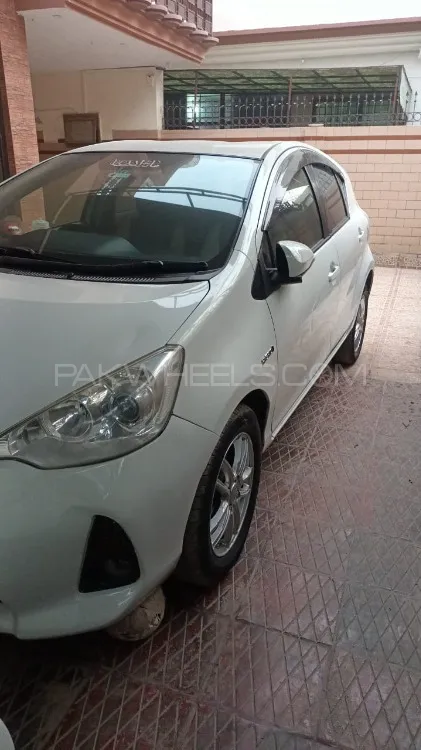 Toyota Aqua 2013 for Sale in Dera Ghazi Khan Image-1