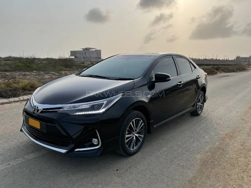 Toyota Corolla 2021 for Sale in Karachi Image-1