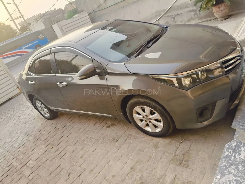 Toyota Corolla 2017 for Sale in Gujranwala Image-1