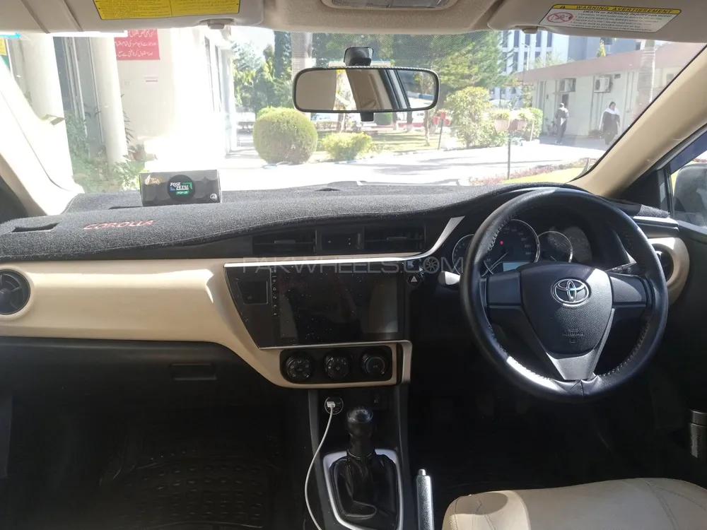 Toyota Corolla 2020 for Sale in Islamabad Image-1