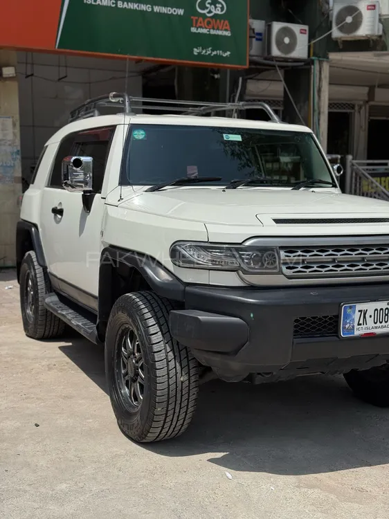 ٹویوٹا ایف جے کروزر 2011 for Sale in اسلام آباد Image-1