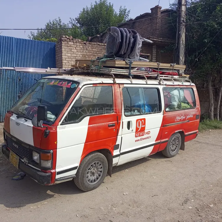 Toyota Hiace 1985 for Sale in Peshawar Image-1