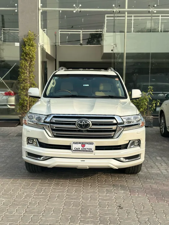Toyota Land Cruiser 2017 for Sale in Lahore Image-1