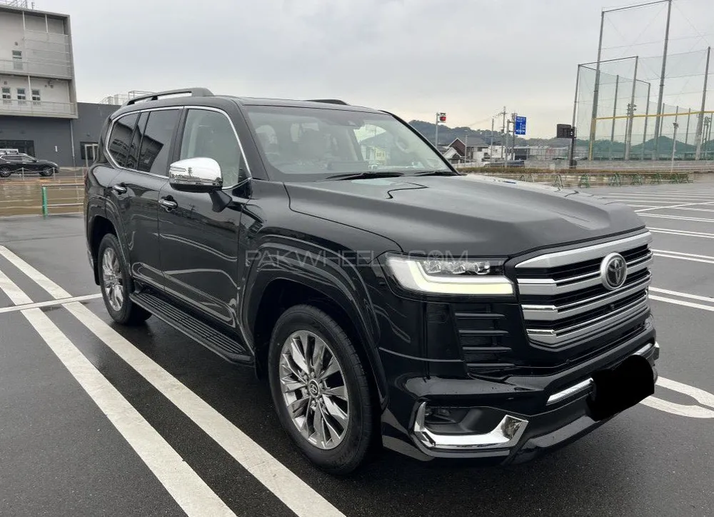 Toyota Land Cruiser 2023 for Sale in Lahore Image-1