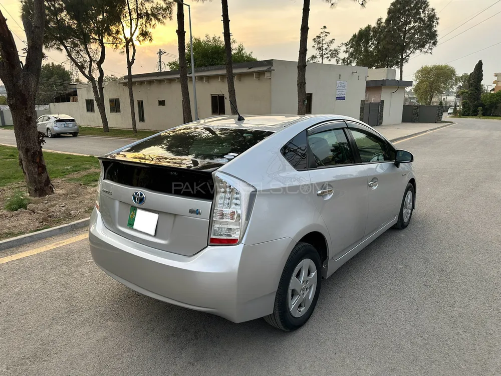 Toyota Prius 2010 for Sale in Rawalpindi Image-1