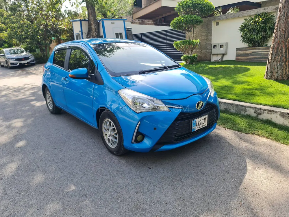 Toyota Vitz 2017 for Sale in Islamabad Image-1