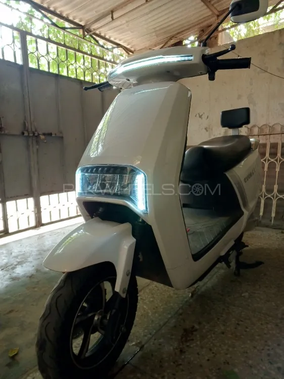 Evee C1 2023 for Sale Image-1