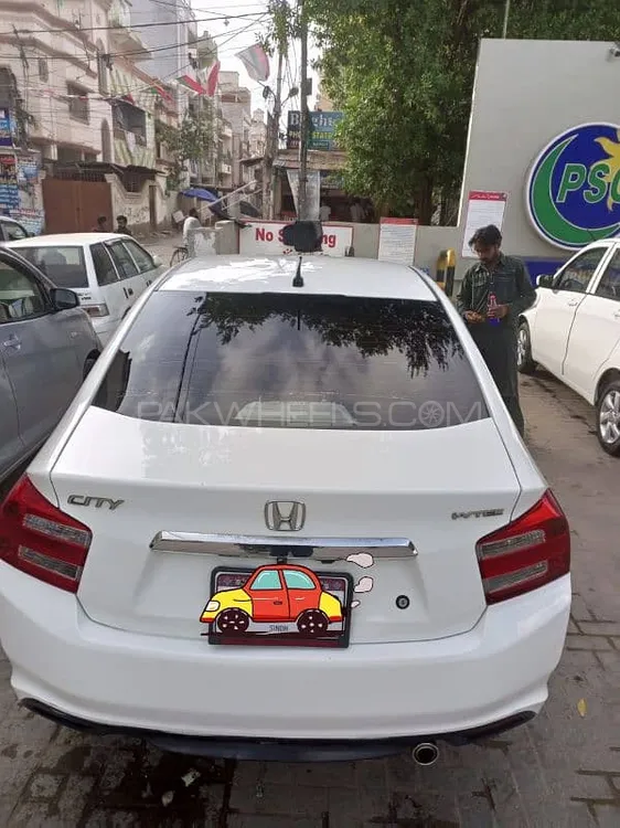 Honda City 2015 for Sale in Karachi Image-1