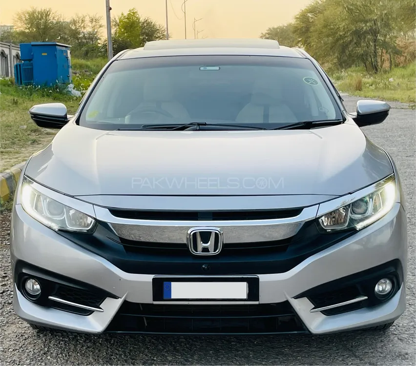 Honda Civic 2018 for Sale in Islamabad Image-1