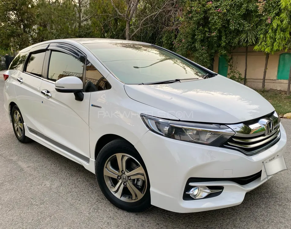 Honda Fit 2015 for Sale in Lahore Image-1