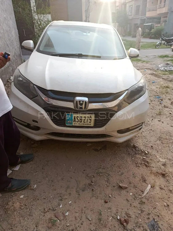Honda Vezel 2014 for Sale in Lahore Image-1