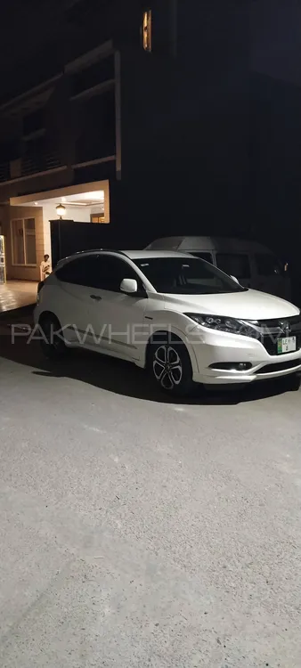 Honda Vezel 2015 for Sale in Lahore Image-1