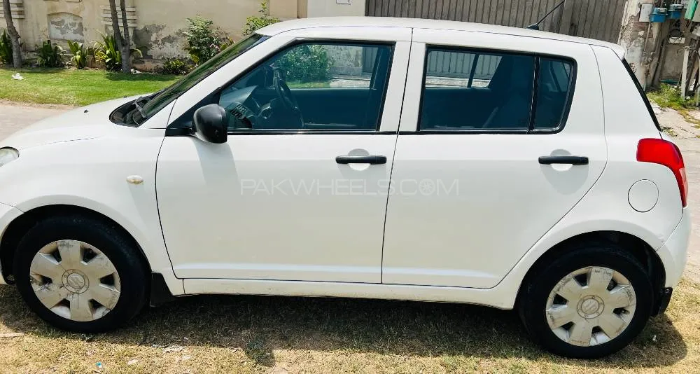 Suzuki Swift 2014 for Sale in Lahore Image-1