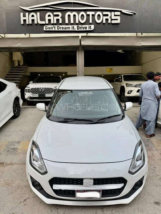 Suzuki Swift 2023 for Sale in Hyderabad Image-1