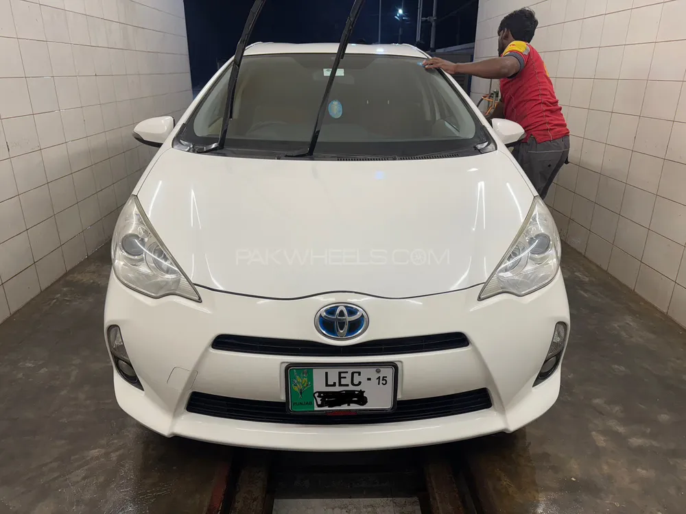 Toyota Aqua 2012 for Sale in Sargodha Image-1