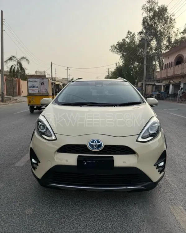 Toyota Aqua 2020 for Sale in Islamabad Image-1
