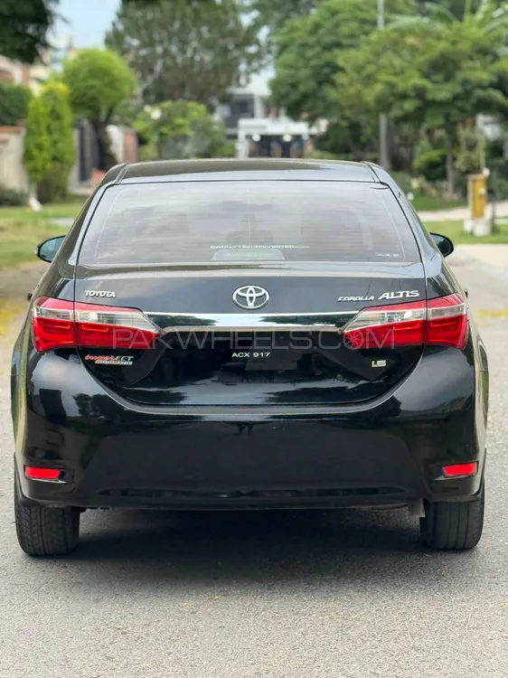 Toyota Corolla 2017 for Sale in Gujranwala Image-1