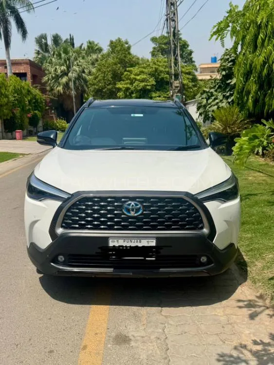Toyota Corolla Cross 2024 for Sale in Lahore Image-1