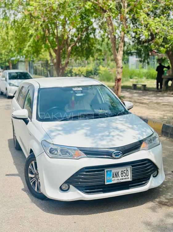 Toyota Corolla Fielder 2015 for Sale in Islamabad Image-1