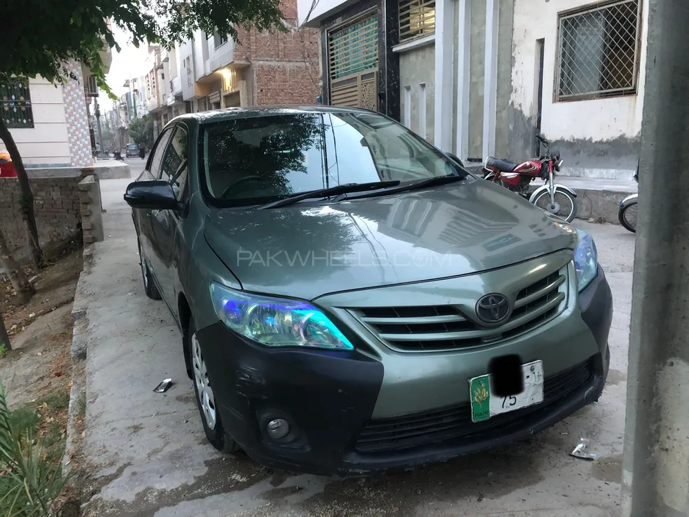 Toyota Corolla 2011 for Sale in Faisalabad Image-1
