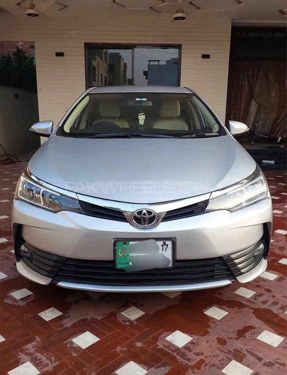 Toyota Corolla 2017 for Sale in Lahore Image-1