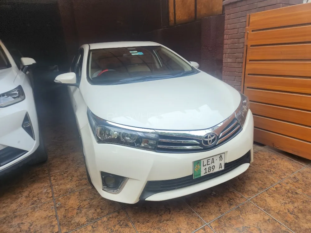 Toyota Corolla 2016 for Sale in Lahore Image-1