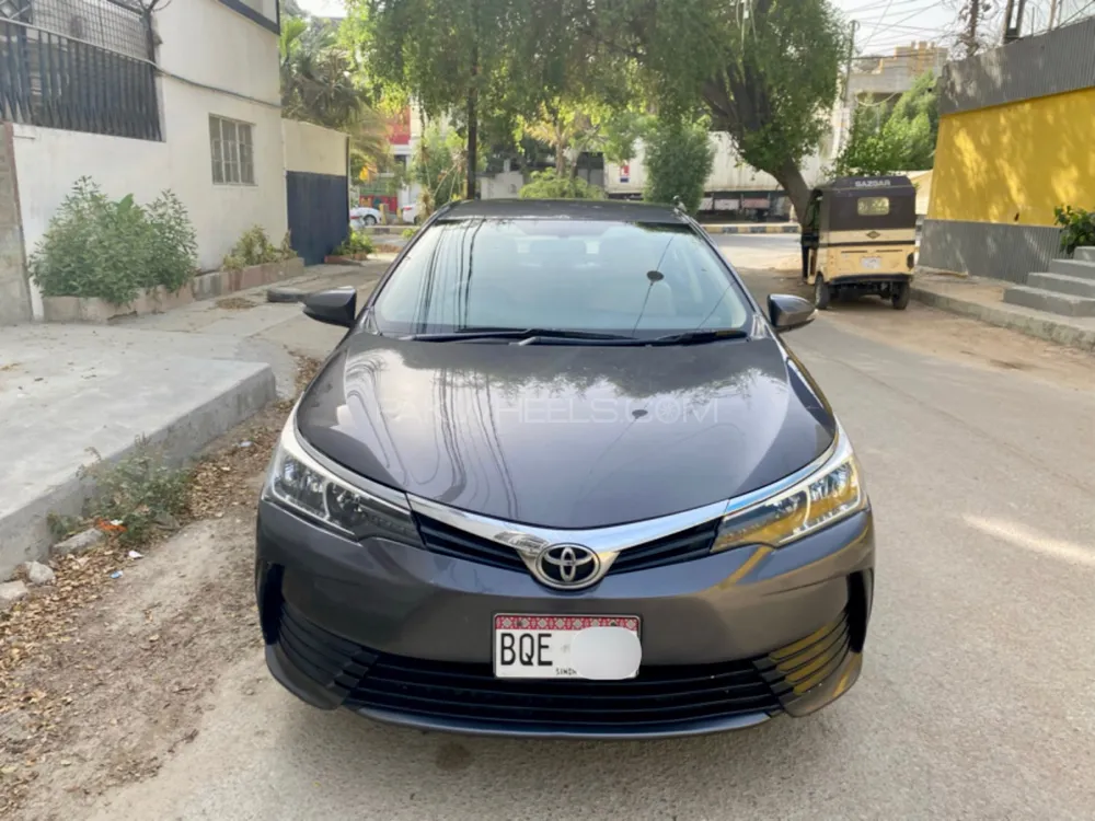 Toyota Corolla 2019 for Sale in Karachi Image-1