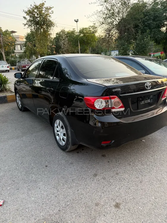 Toyota Corolla 2013 for Sale in Islamabad Image-1